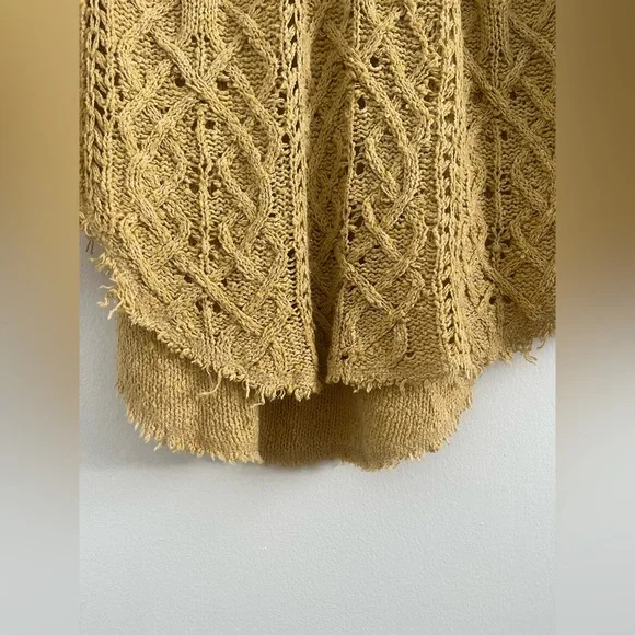 FREE PEOPLE Cross My Heart Yellow Loose Cable Knit Sweater Sz S Boho grunge fray - Picture 5 of 9